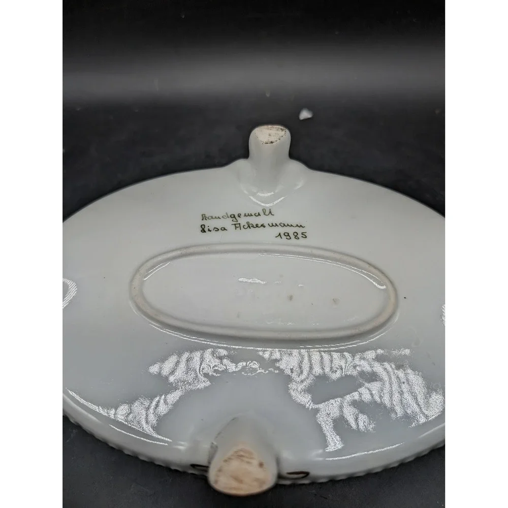 Vintage 1985 Handgemalt Lisa Ackermann Hand Painted Floral Porcelain Trinket Box